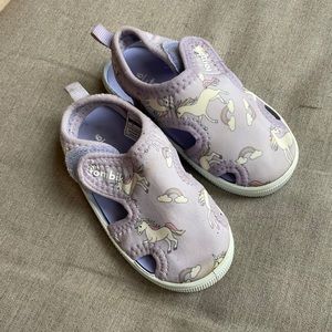 Tombik girls beach, pool water shoes